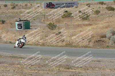 media/Apr-20-2025-AHRMA (Sun) [[393a79c373]]/Race/Group 11 early race/Turn 4b/